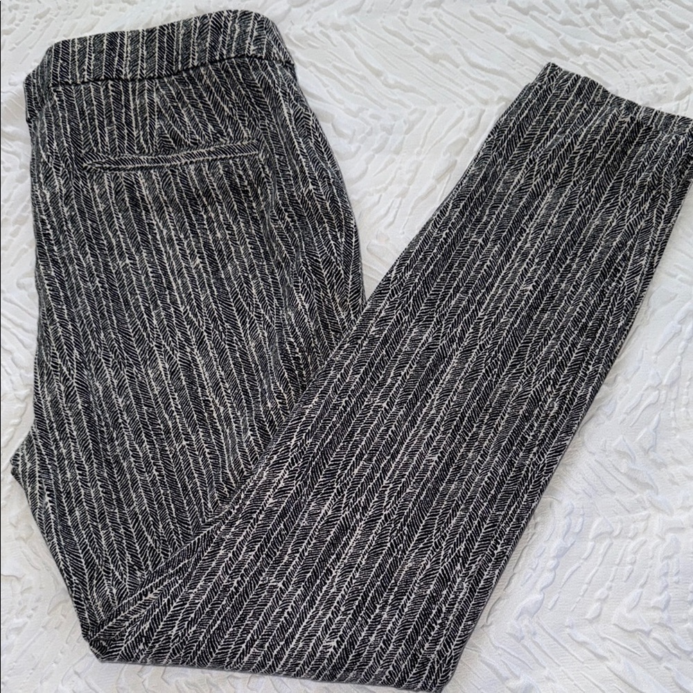 Alfani Black and White Patterned Pants EUC 2P